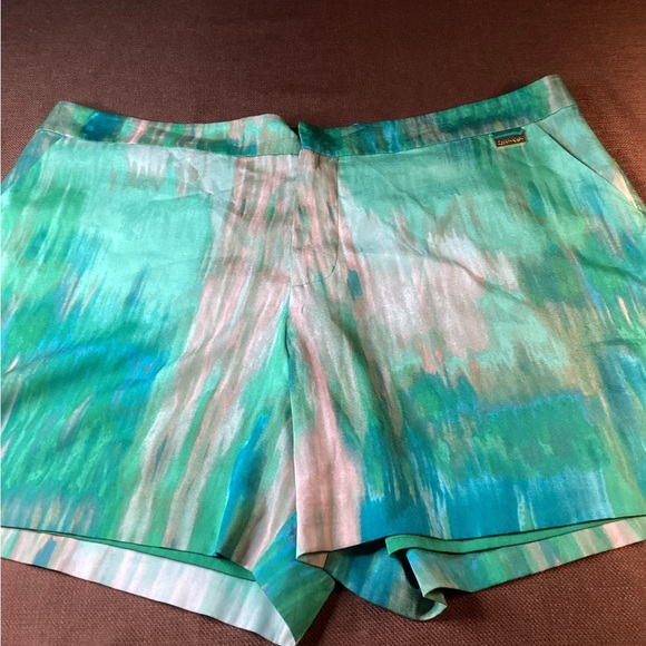 Calvin Klein Pants - 🎁CALVIN KLEIN COLORFUL SHORT